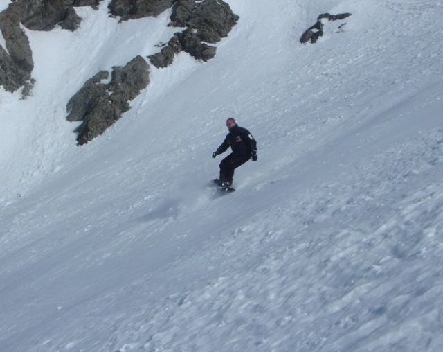 Iniciación al snowboard fuera de pista con Elpro 